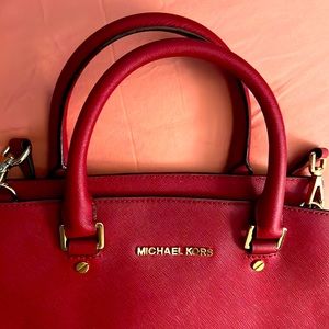 Todays Sale🎈🎈Michael Kors / Red Purse
